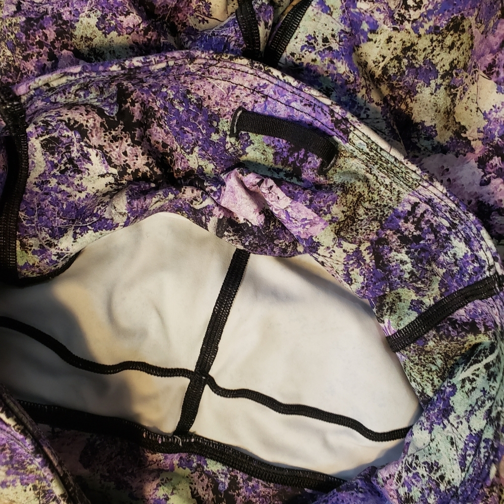 Fast and Free High-Rise Tight 25" in the Heritage 365 Camo Purple Multi, Size 6 - Picture 7 of 13